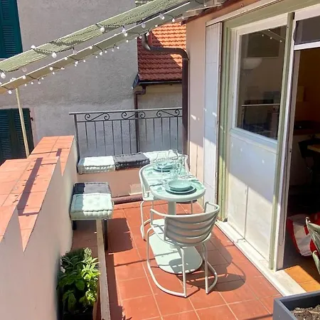 Nyaraló I Tetti Di Via Corradi *