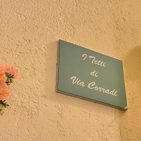 I Tetti Di Via Corradi Nyaraló *