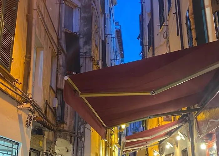 Nyaraló I Tetti Di Via Corradi